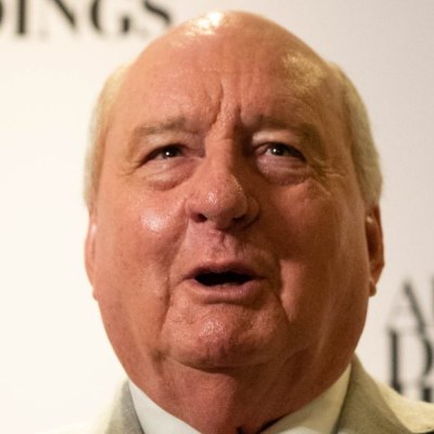 Alan Jones sells Southern Highlands farm, discounted from $17.5m high hopes