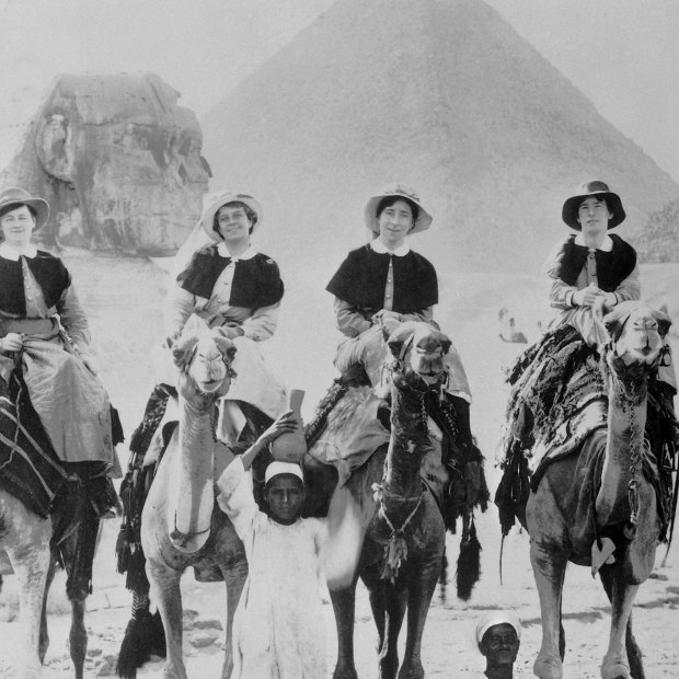 Nurses from the Australian General Hospital could explore Egypt on their days off. 