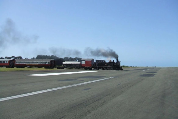 Though regular trains no longer use the route, a tourist steam train still crosses Gisborne Airport’s runway occasionally.