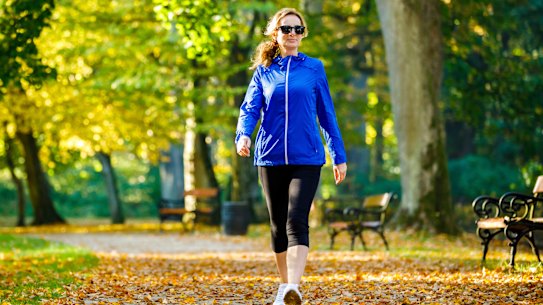 people who took a fresh look at the objects, moments and vistas that surrounded them during brief, weekly walks felt more upbeat