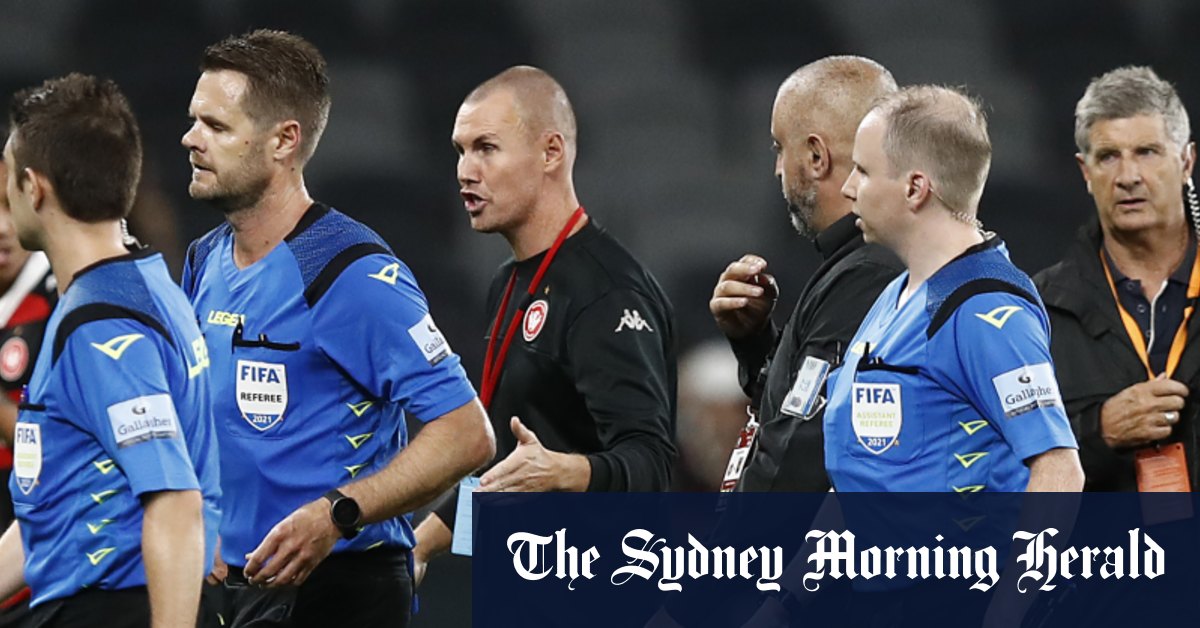A League 2021 Western Sydney Wanderers Slam Contentious Var Decision In Draw With Central Coast Mariners