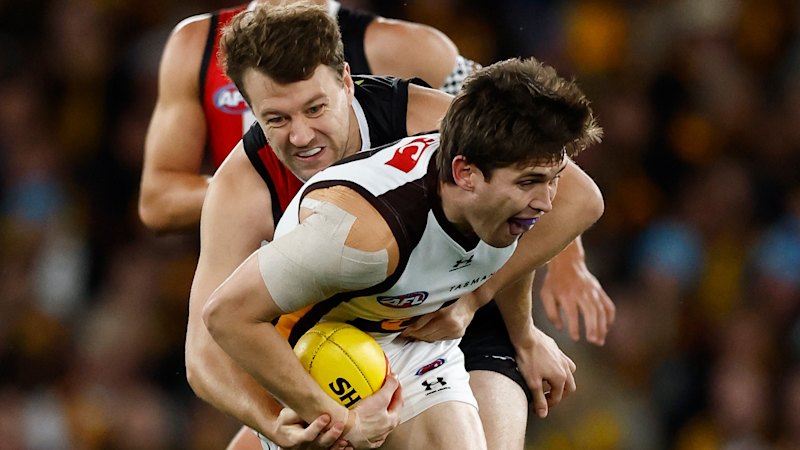 AFL LIVE: Saints’ gun recruits try to drag them back after early injury nightmare, Hawks’ flying start
