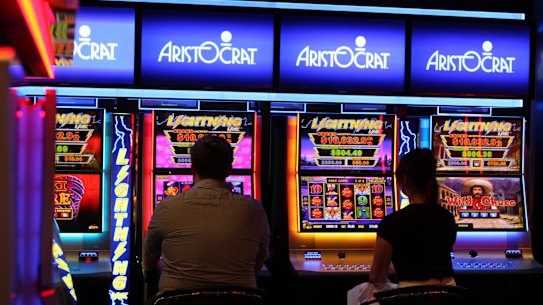 Aristocrat Lightning Link poker machine. 2 June 2016. Photo by Peter Braig. Generic pic, gambling, casino, pokies, poker.