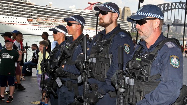 NSW riot squad police officers with military-style machine guns rolled out in December 2017.