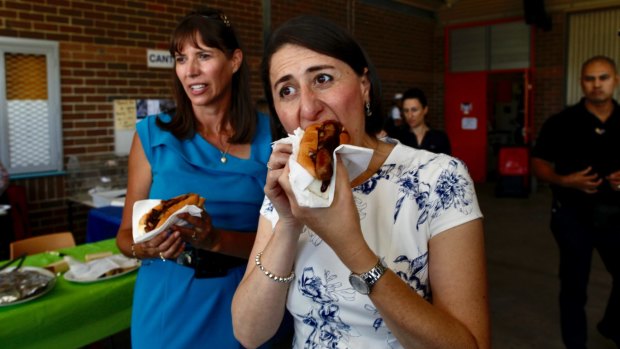 Ms Berejiklian visited the ultra-marginal East Hills electorate to have a bite of lunch with Liberal candidate Wendy Lindsay. 