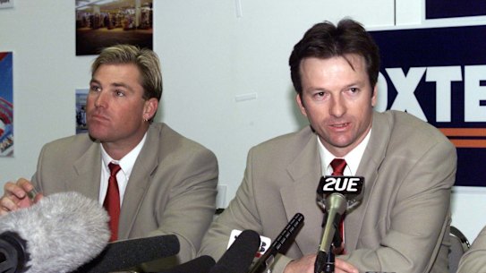 SYDNEY - 16/8/99 - Steve Waugh (right) and Shane Warne at the press conference today. The Australian one-day cricket squad at Sydney airport International Terminal. The squad was preparing to leave for a five-match limited overs triangular tournament. (AAP Image/ Dean Lewins) 13/09/2007 04:26
SYDNEY - 16/8/99 - Steve Waugh (right) and Shane Warne at the press conference today. The Australian one-day cricket squad at Sydney airport International Terminal. The squad was preparing to leave for a five-match limited overs triangular tournament. (AAP Image/ Dean Lewins