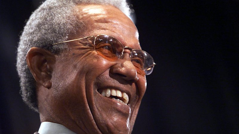 Sir Garfield Sobers, cricket’s greatest all-rounder, dies aged 89