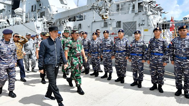 Indonesian President Joko Widodo inspects the navy ship KRI Usman Harun at Selat Lampa Port on the Natuna Islands in January 2020. 