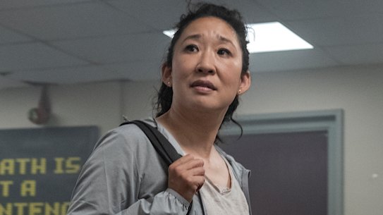 Smudge grey norm-core in season three for Sandra Oh as Eve Polastri.