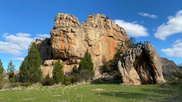 The site in the Mount Arapiles-Tooan State Park contains more than 50 rock art motifs at a rock shelter called Dyurrite 1.