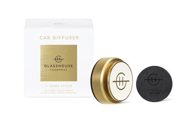 Stylish and unobtrusive, the diffuser clips onto your dashboard and offers adjustable scent settings.