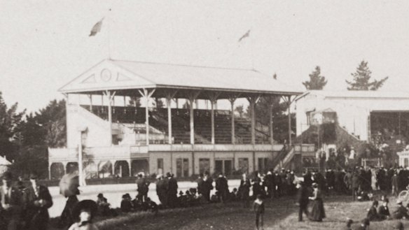 The members’ stand at Caulfield Racecourse, c.1900.