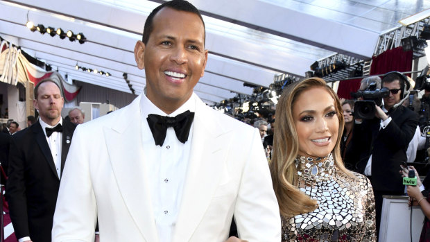 Jennifer Lopez and Alex Rodriguez have announced their engagement.
