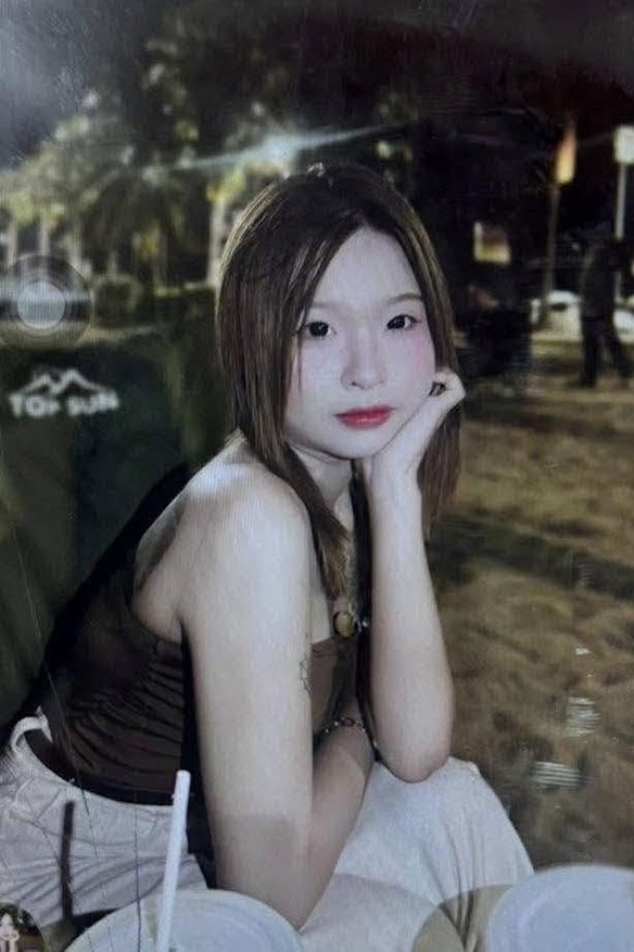 タイのパタヤでスーツケースの中に遺体で発見されたタンチャノック・ドンホムラさん（17）。