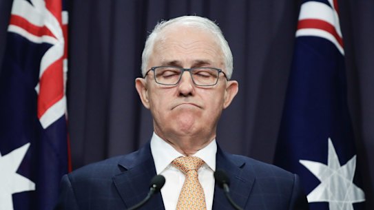 Malcolm Turnbull removes all climate change targets from energy policy in fresh bid to save leadership