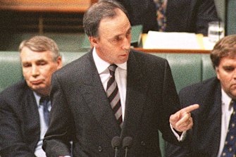Paul Keating put forward a model with Parliament at its centre. 