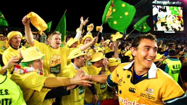 Mat Rogers celebrates Australia’s Bledisloe Cup win in Sydney in 2002.