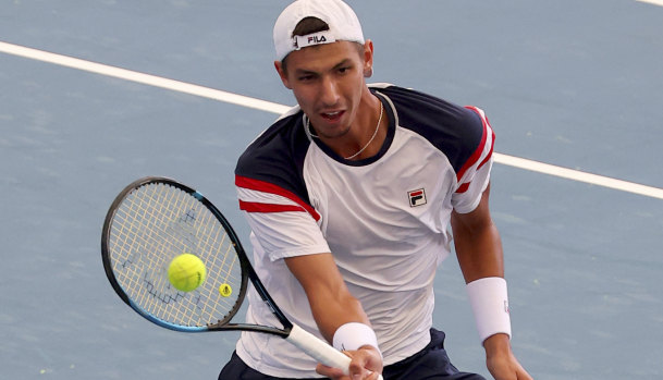 Alexei Popyrin caused a big spill in Adelaide with a win over Felix Auger Aliassime.
