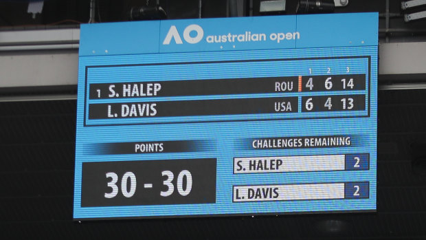 Halep and Davis go deep into the third set at the 2018 Australian Open.