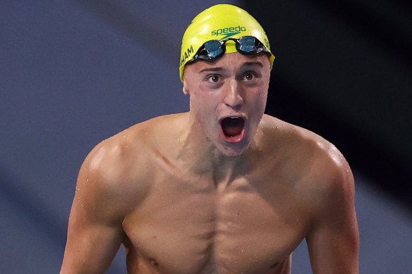 Flynn Southam celebrates Australia’s gold in the men’s 4x100m relay final.