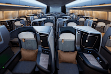 starlux airline