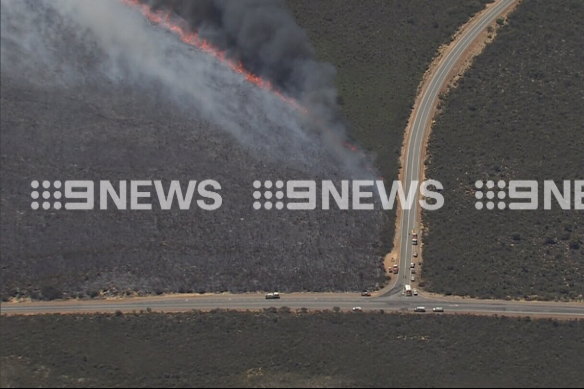 Wedge Island fire, November 26, 2024