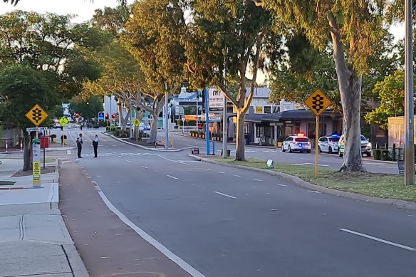 Parts of Canning Highway have been blocked off. 