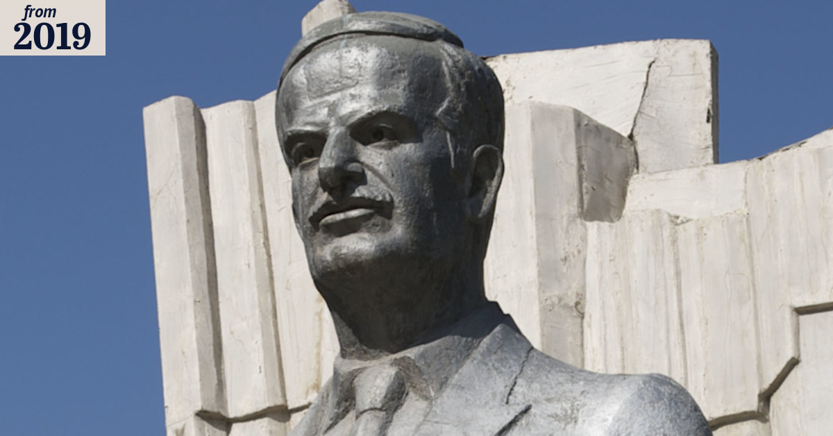 New Assad statue triggers protest in cradle of Syrian revolt