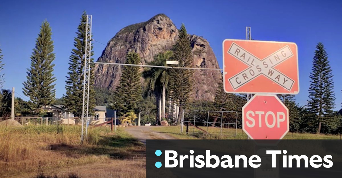 Brisbane to Maroochydore rail line prepares to leave the station - Vimarsana News