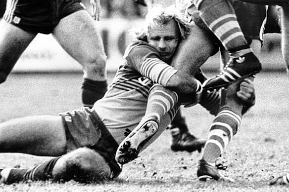 Peter Sterling came to epitomise the slight but skilful halfback.