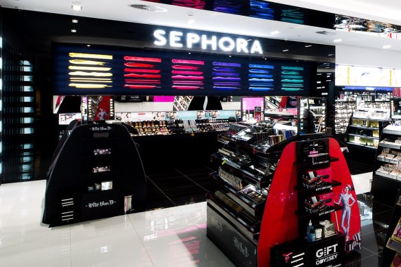 Sephora's US business said that it would make the pledge and create an advisory group that would include leaders of brands owned by people of colour to help it make changes.