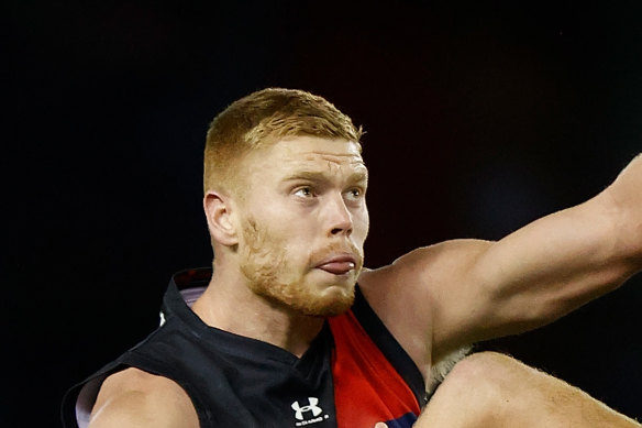 Peter Wright booted seven goals for the Bombers in their win over the Bulldogs.