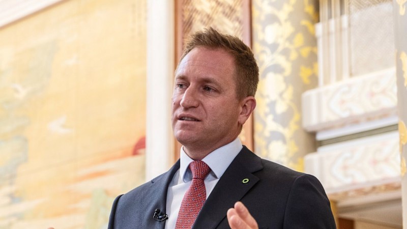 Forrest's Fortescue attacks its own lobby group over decarbonisation