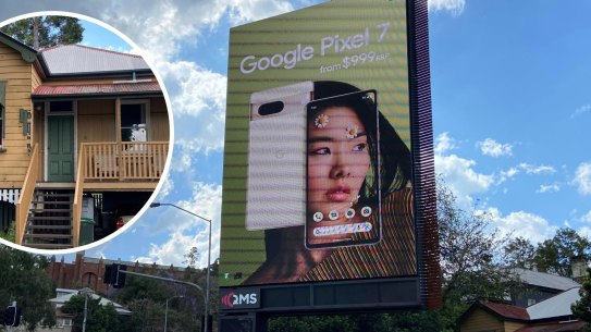 543px x 305px - Hackers show porn on Brisbane billboard for three minutes