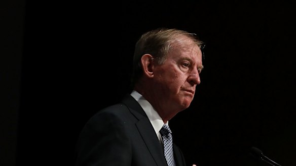 AMP chairman David Murray will face investors in a fortnight.