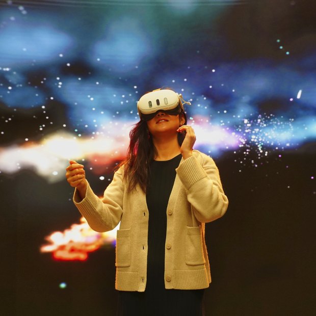 Composer Zinia Chan has used virtual reality technology to paint the “soundtrack” she sees listening to music.