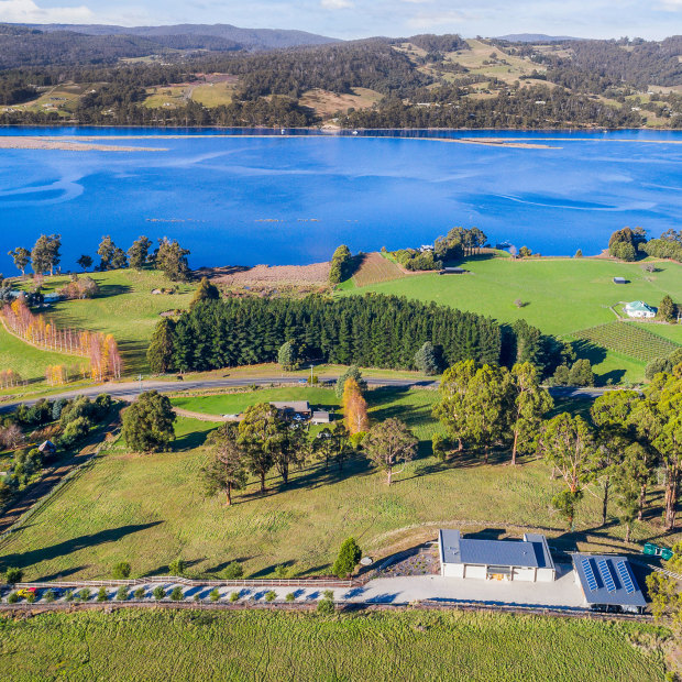 This four-hectare property features stunning views of the Huon River.