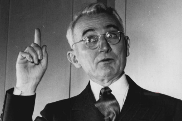 Dale Carnegie, author of How to Win Friends and Influence People.