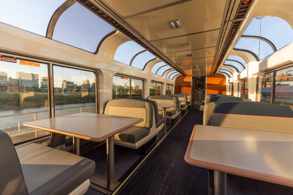 Amtrak Empire Builder lounge car.