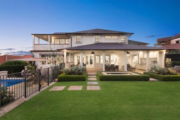 The Clifton Gardens home of Katie Adamo as it was when it last traded in late 2020 for $14.5 million.