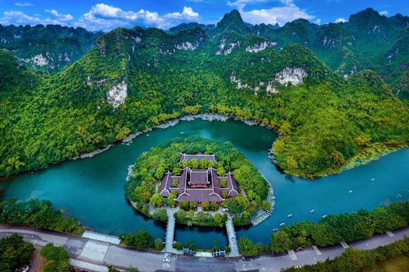 Ninh Binh is not under the same environmental pressures as Ha Long Bay and is also better at dispersing visitors.