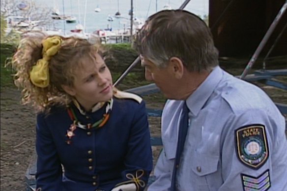 Marianne Howard and the late Les Dayman (Alice Sullivan and Sergeant George Sullivan) in a scene shot in Balmain’s Elkington Park.