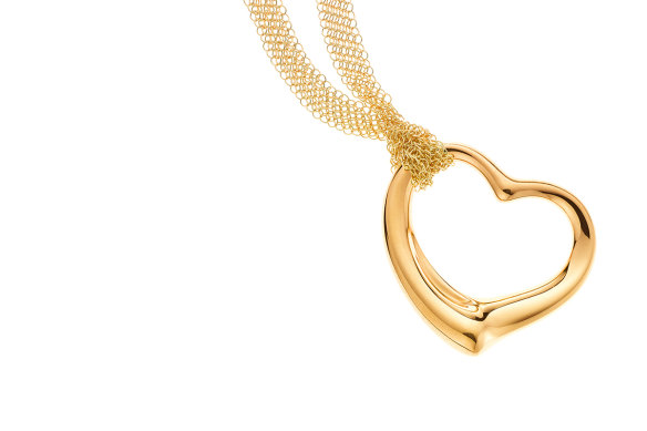 Peretti’s  much imitated open heart pendant for Tiffany. 