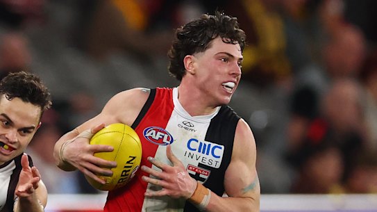 St Kilda's Darcy Wilson is on the move.