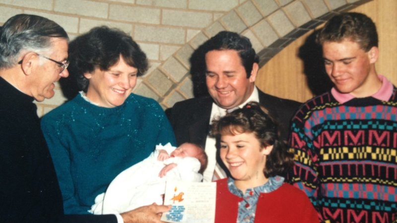 ‘We all loved your daddy’: In a country town everyone knows when your father dies