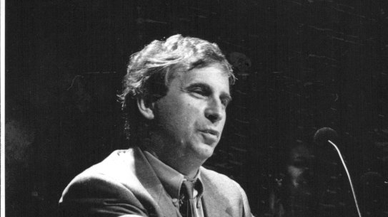 Richard Walsh unveiling plans for The New Weekly magazine in August 1993.