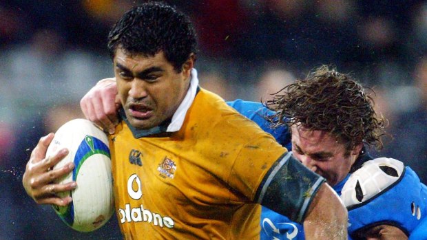 Toutai Kefu in 2002 during his Wallabies playing days. 