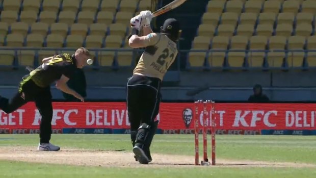 Riley Meredith came perilously close to being struck by a drive from New Zealand batsman Glenn Phillips.