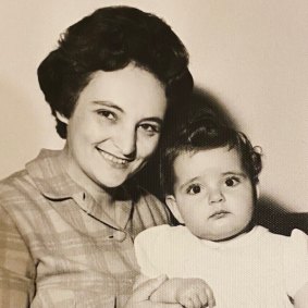 Author Rachelle Unreich as a toddler with her mother, Mira.