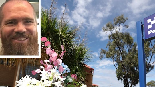 Tributes at Tara Police Station after the shooting, which killed six people including Train (inset).